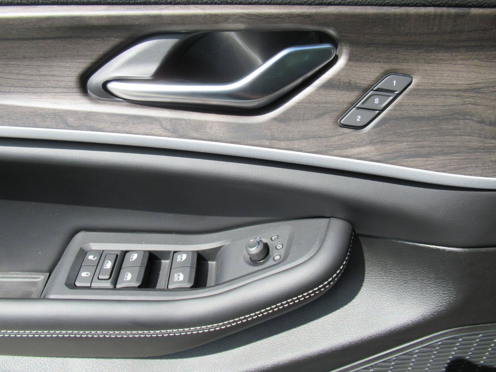 2027 Jeep Grand Cherokee GRAND CHEROKEE LIMITED 4X2