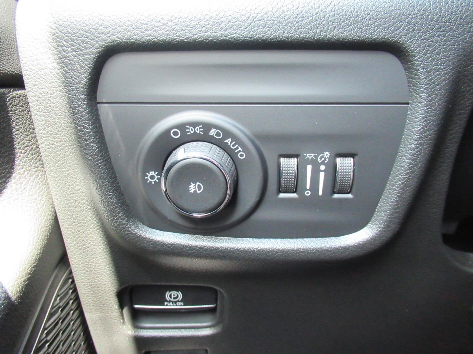 2027 Jeep Grand Cherokee GRAND CHEROKEE LIMITED 4X2