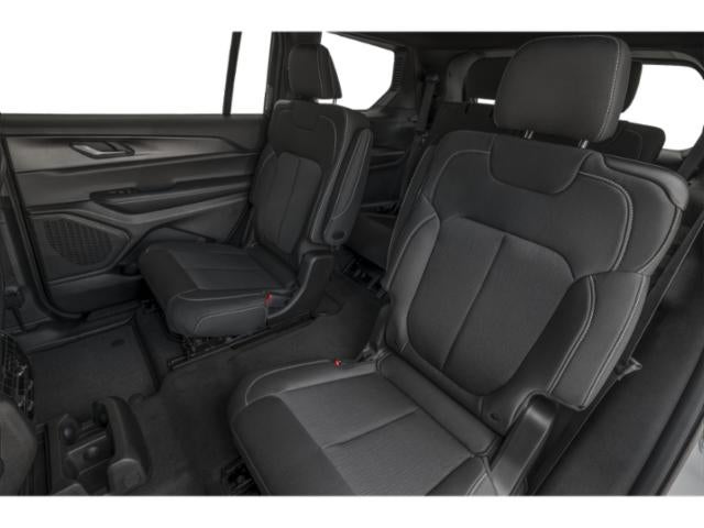 2025 Jeep Grand Cherokee L Laredo X 4x2