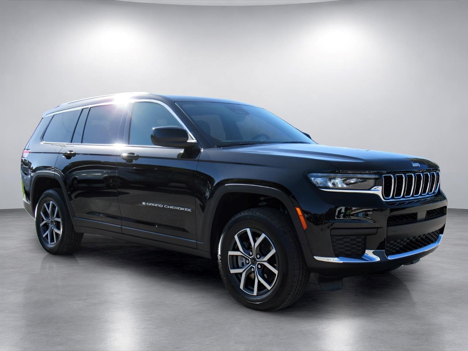 2027 Jeep Grand Cherokee L