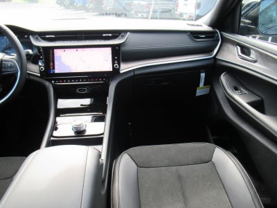 2027 Jeep Grand Cherokee GRAND CHEROKEE L LAREDO ALTITUDE 4X2