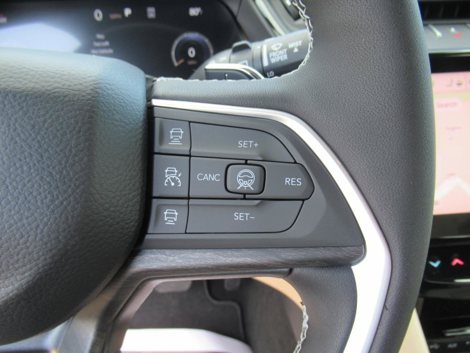 2027 Jeep Grand Cherokee GRAND CHEROKEE L LIMITED 4X2