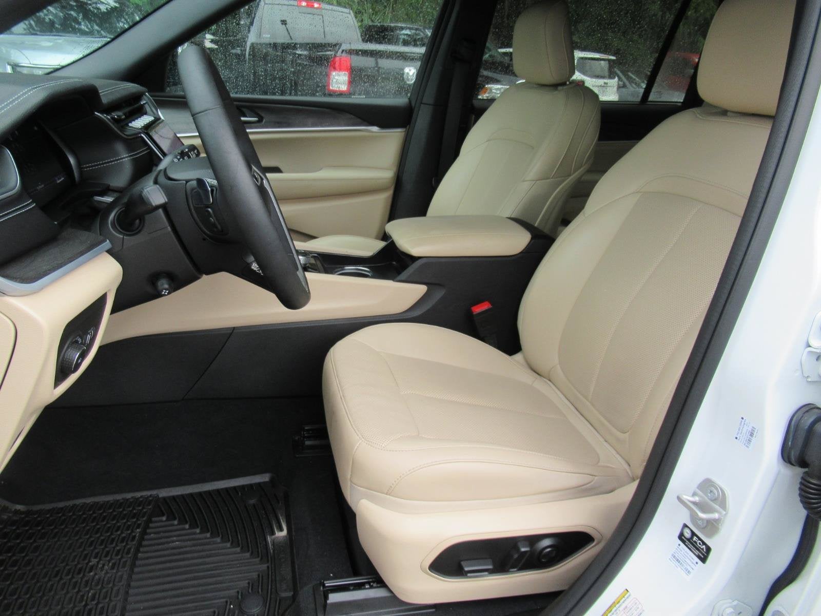 2024 Jeep Grand Cherokee L Limited 4x4