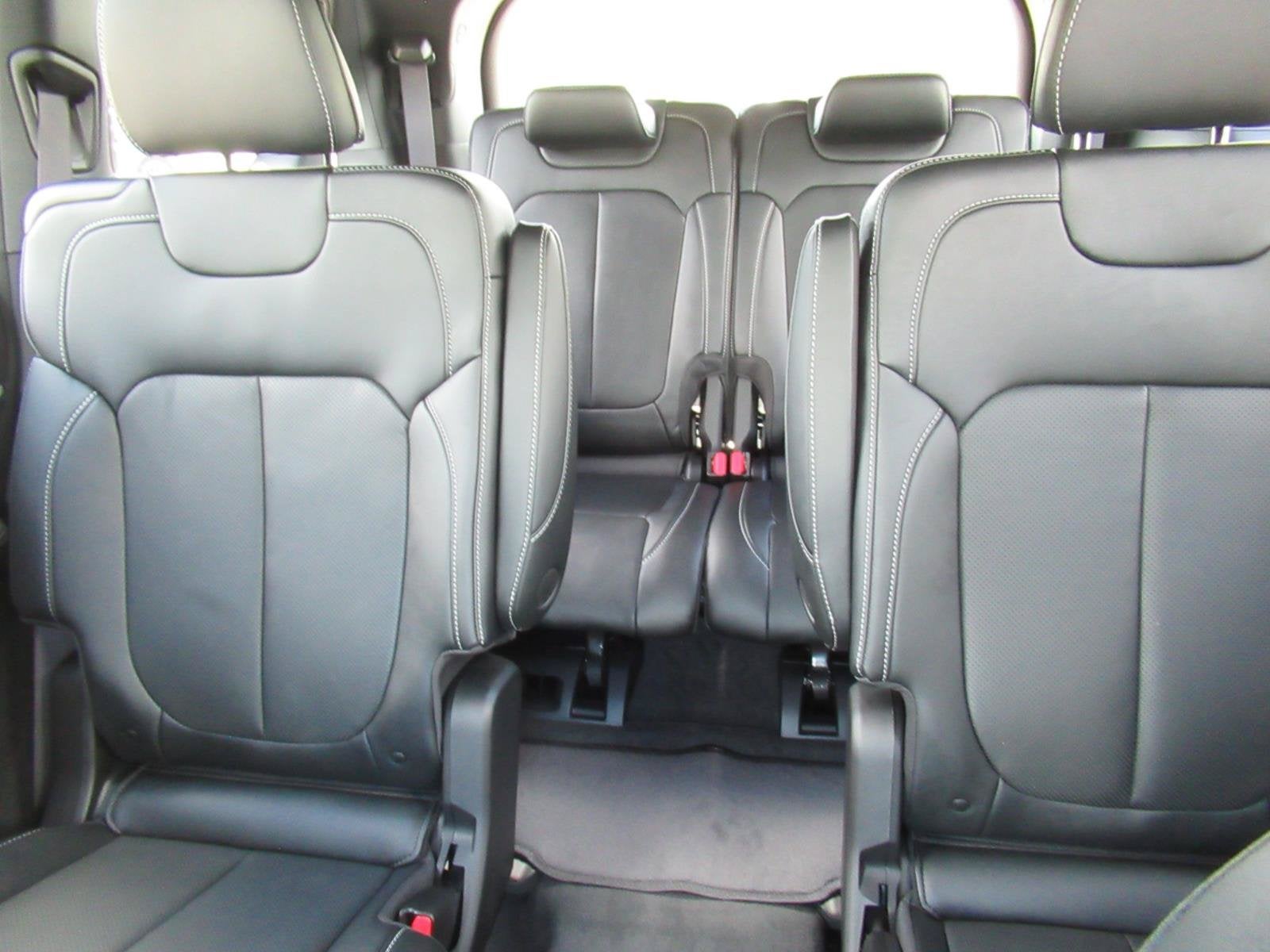 2027 Jeep Grand Cherokee GRAND CHEROKEE L LIMITED RESERVE 4X4