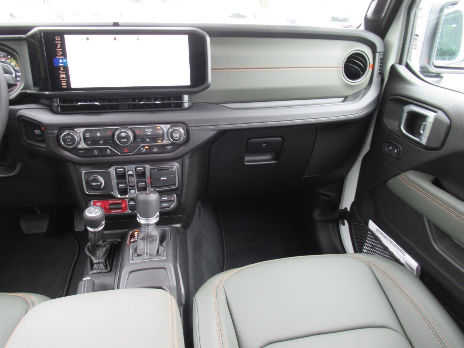 2026 Jeep Gladiator GLADIATOR MOJAVE X 4X4