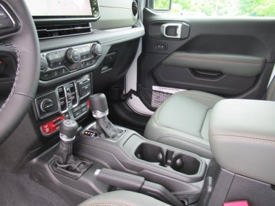 2026 Jeep Gladiator GLADIATOR MOJAVE X 4X4