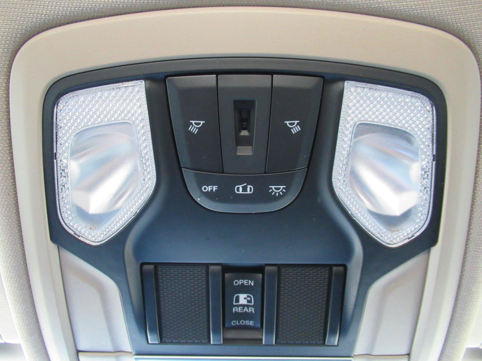2020 RAM 1500 Big Horn Quad Cab 4x2 6'4' Box