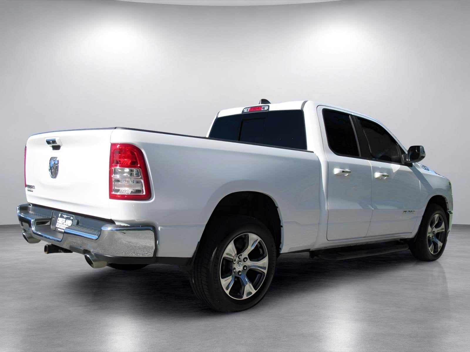 2020 RAM 1500 Big Horn Quad Cab 4x2 6'4' Box