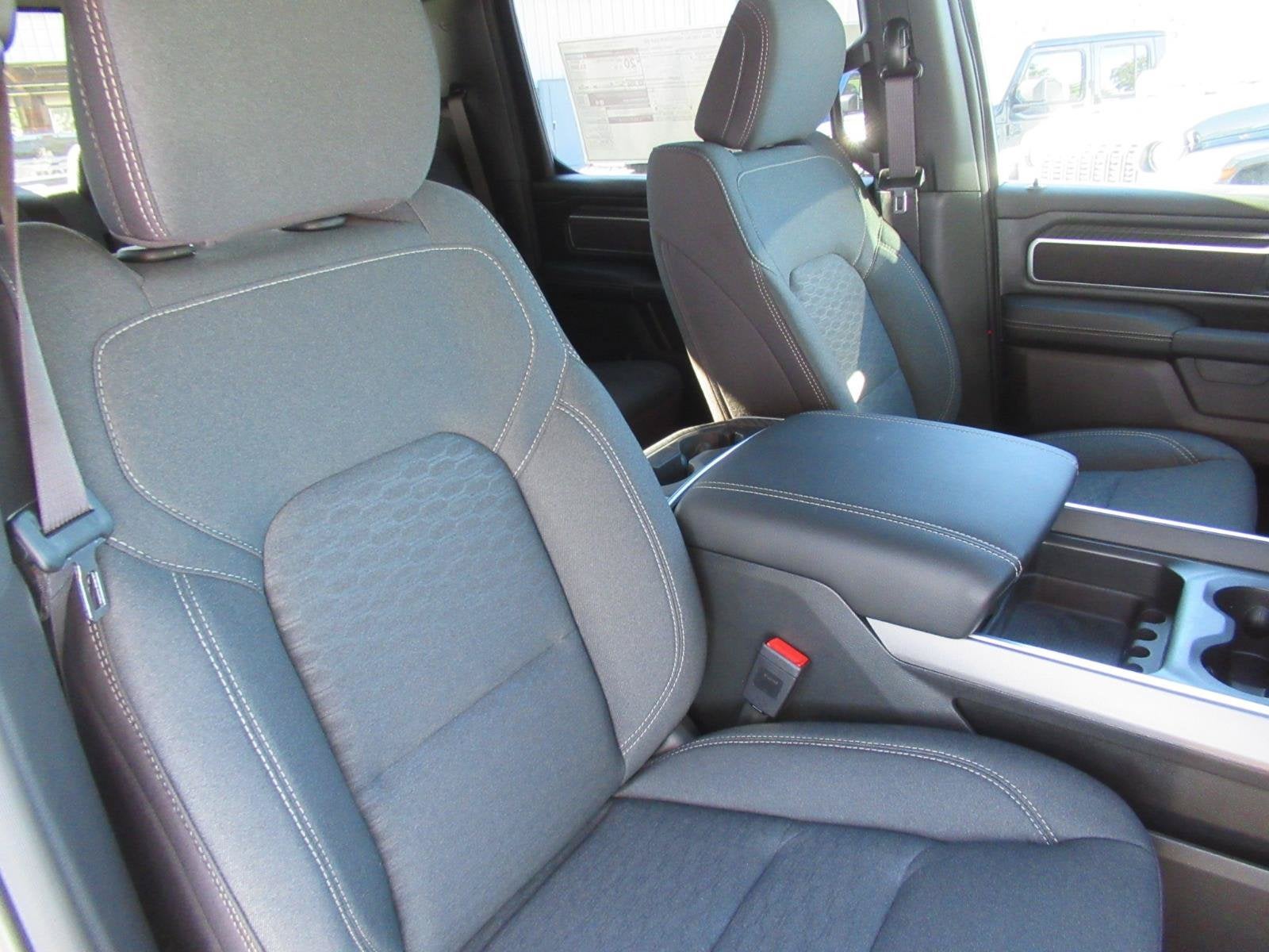 2027 RAM 1500 RAM 1500 BIG HORN CREW CAB 4X2 5'7' BOX