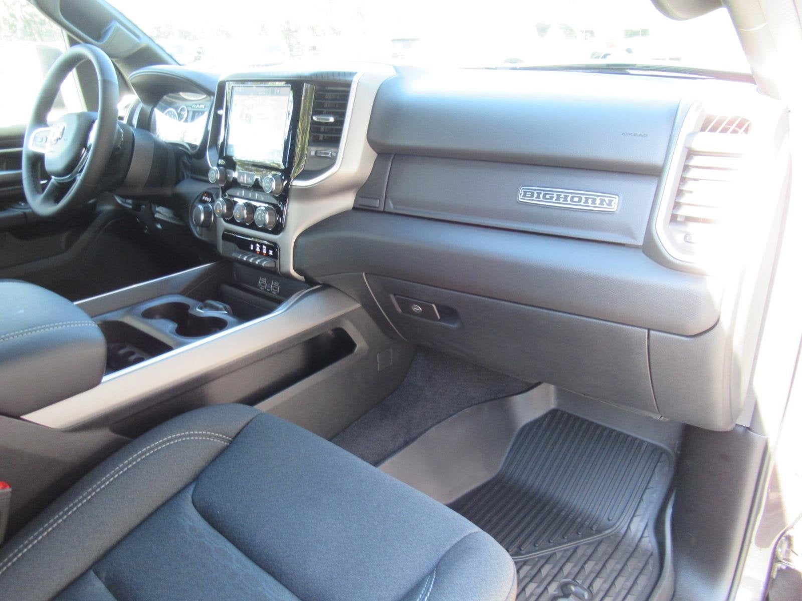 2027 RAM Ram 1500 RAM 1500 BIG HORN CREW CAB 4X2 5'7' BOX
