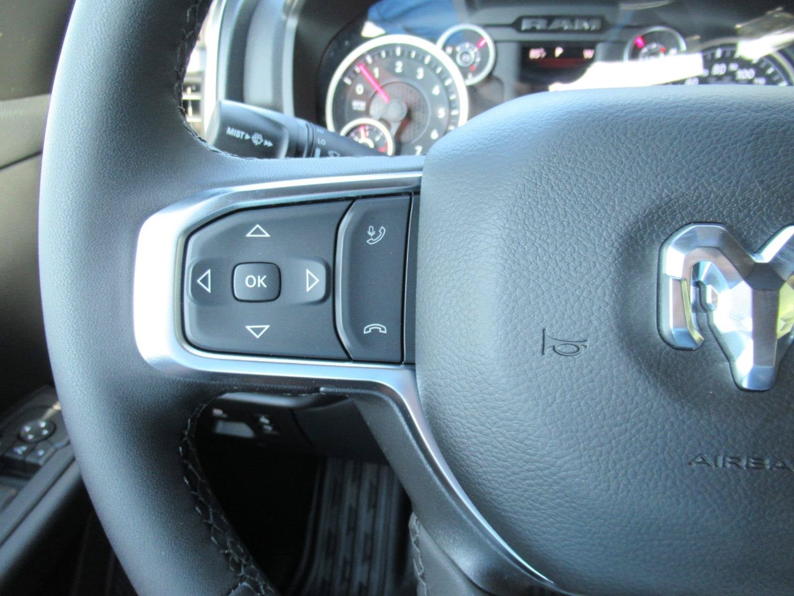 2027 RAM Ram 1500 RAM 1500 BIG HORN CREW CAB 4X2 5'7' BOX