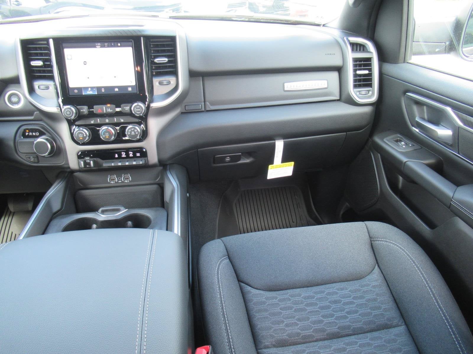 2026 RAM 1500 RAM 1500 BIG HORN CREW CAB 4X2 6'4' BOX