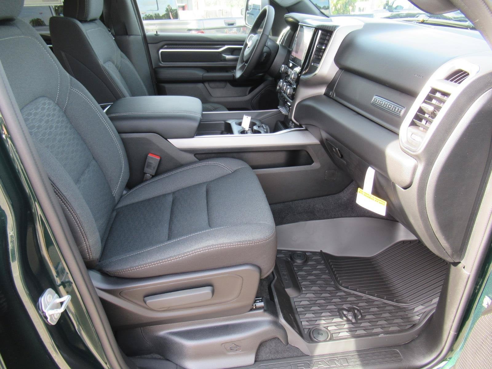 2027 RAM Ram 1500 RAM 1500 BIG HORN CREW CAB 4X4 5'7' BOX