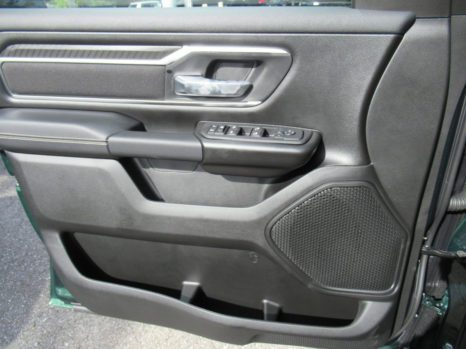 2027 RAM Ram 1500 RAM 1500 BIG HORN CREW CAB 4X4 5'7' BOX