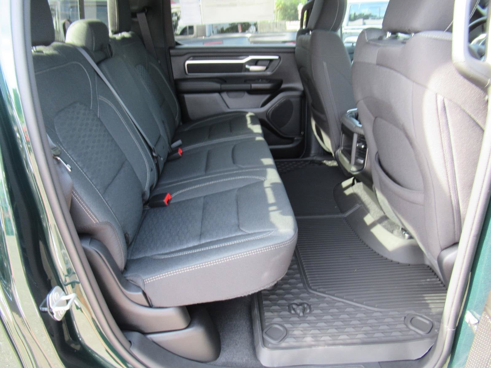 2027 RAM Ram 1500 RAM 1500 BIG HORN CREW CAB 4X4 5'7' BOX