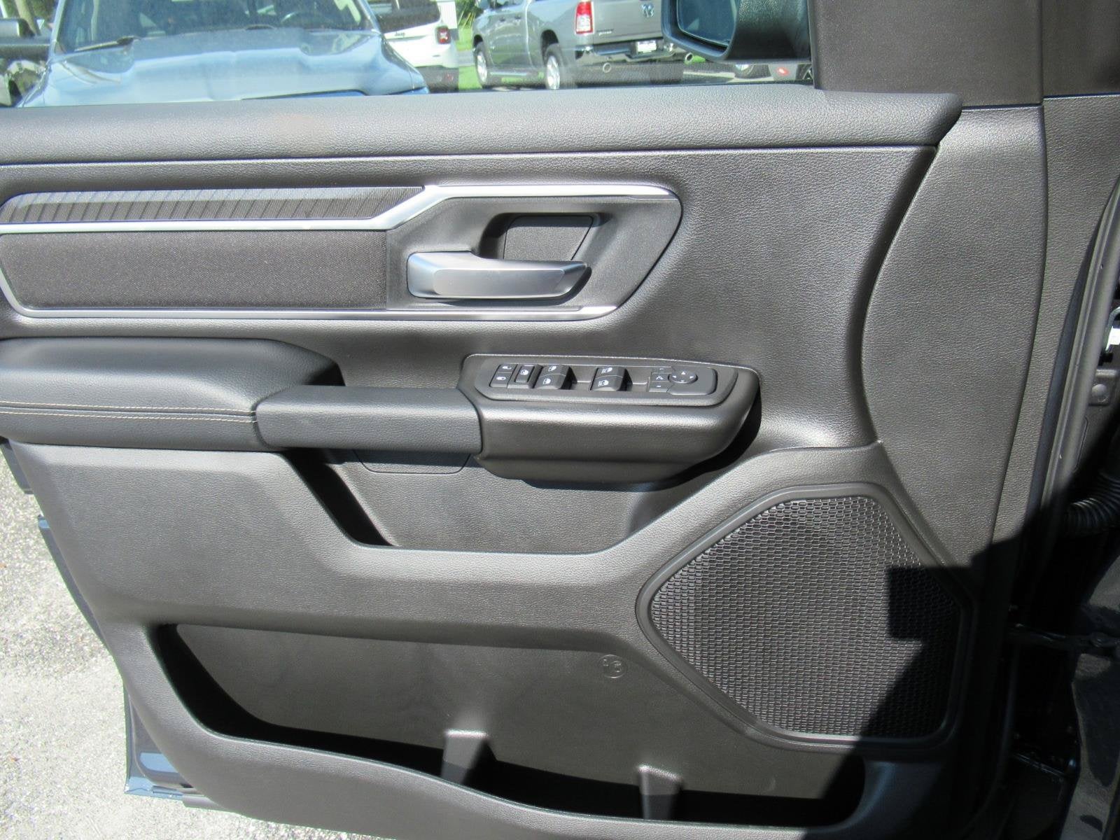 2027 RAM Ram 1500 RAM 1500 BIG HORN CREW CAB 4X4 5'7' BOX