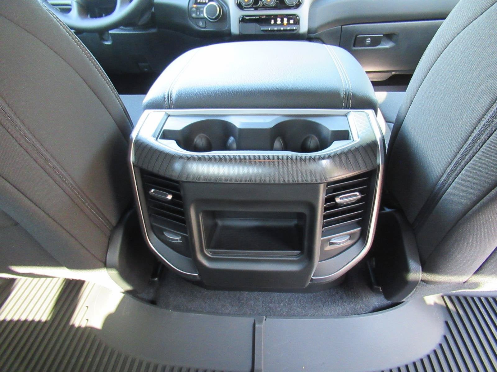 2027 RAM Ram 1500 RAM 1500 BIG HORN CREW CAB 4X4 5'7' BOX