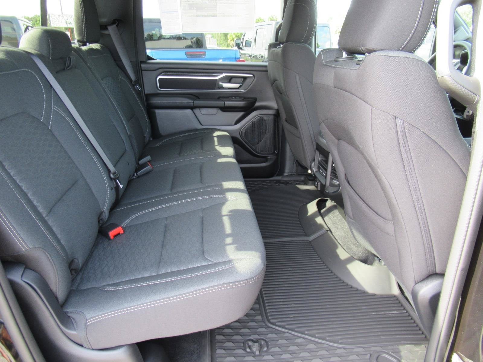 2027 RAM Ram 1500 RAM 1500 BIG HORN CREW CAB 4X4 5'7' BOX