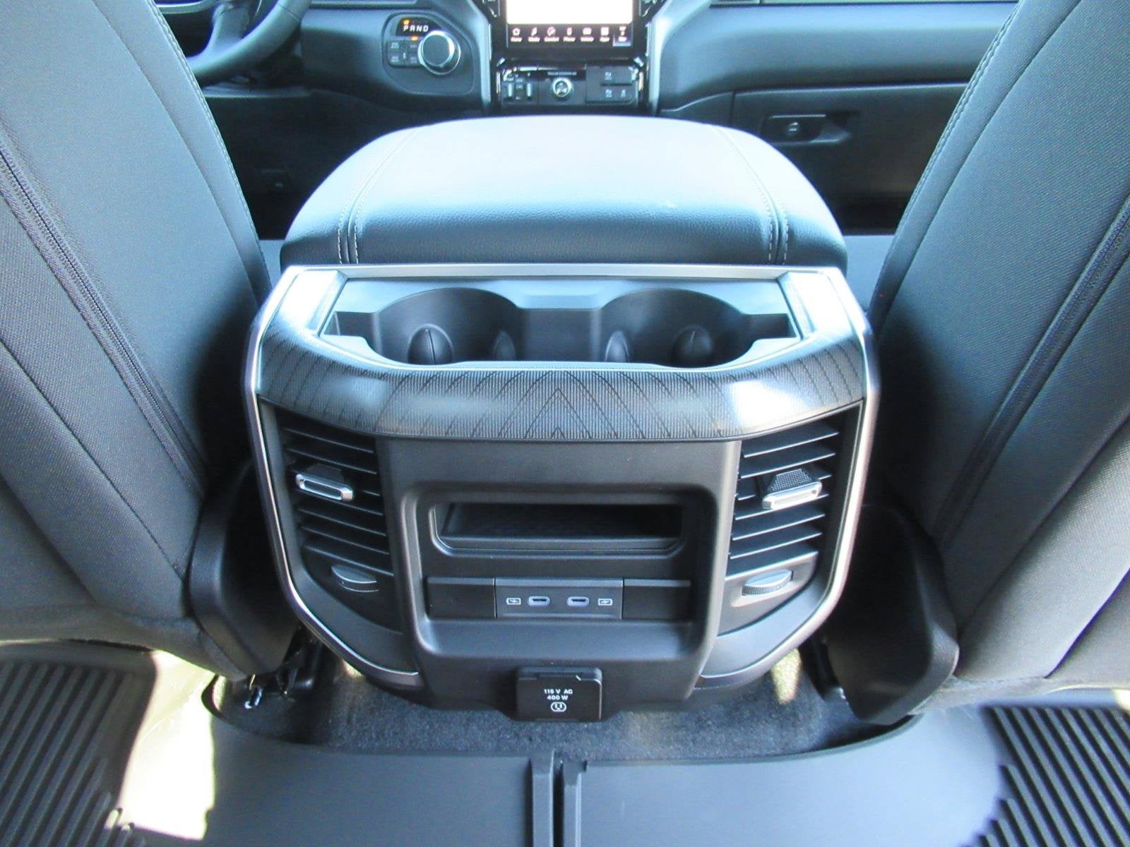 2027 RAM 1500 RAM 1500 BIG HORN CREW CAB 4X4 5'7' BOX