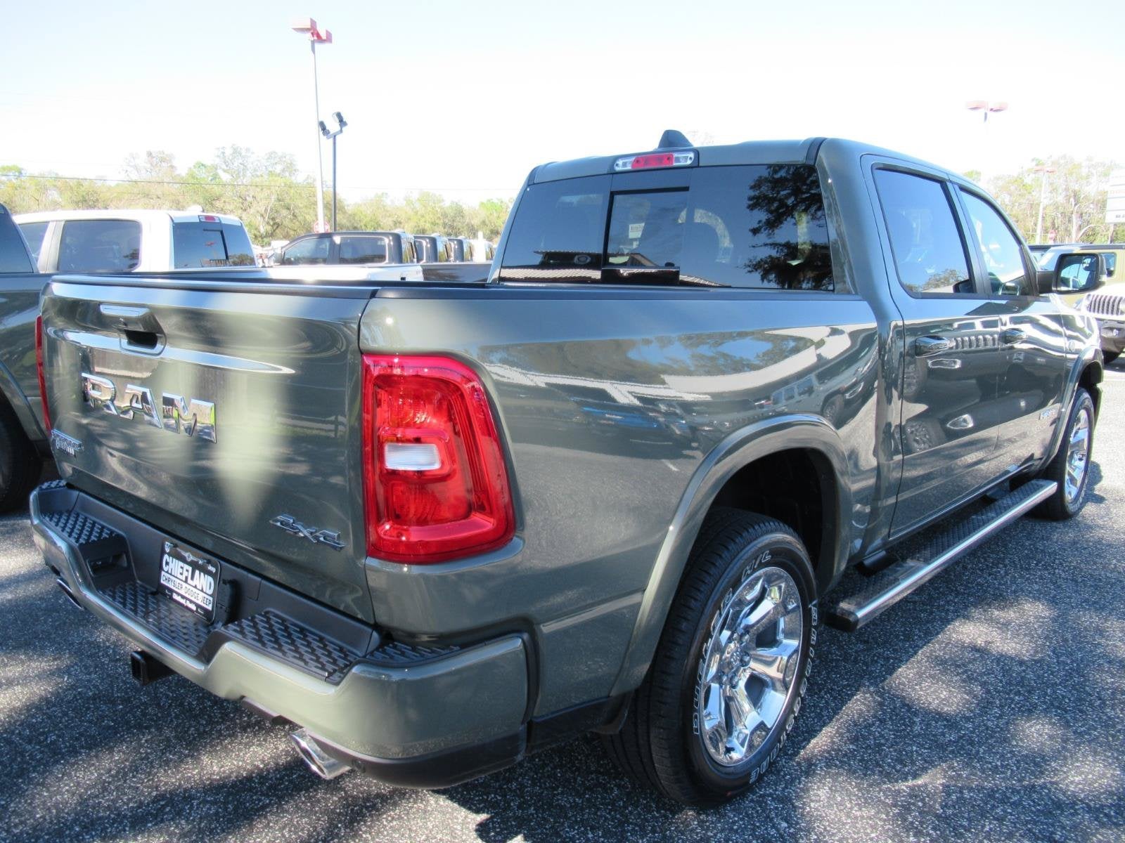 2026 RAM 1500 RAM 1500 BIG HORN CREW CAB 4X4 5'7' BOX
