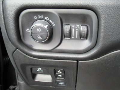 2027 RAM Ram 1500 RAM 1500 BIG HORN CREW CAB 4X4 5'7' BOX