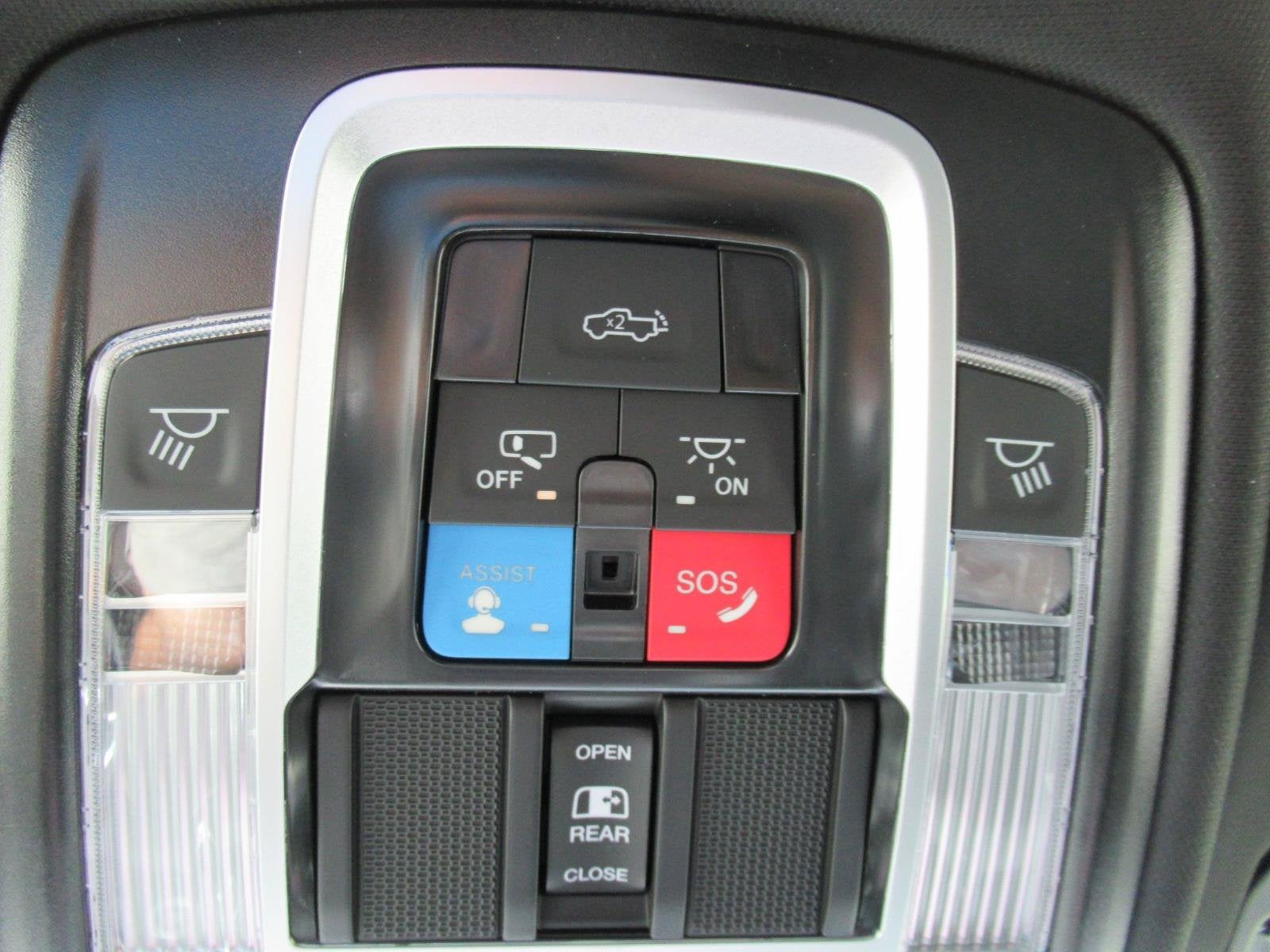 2027 RAM Ram 1500 RAM 1500 BIG HORN CREW CAB 4X4 5'7' BOX