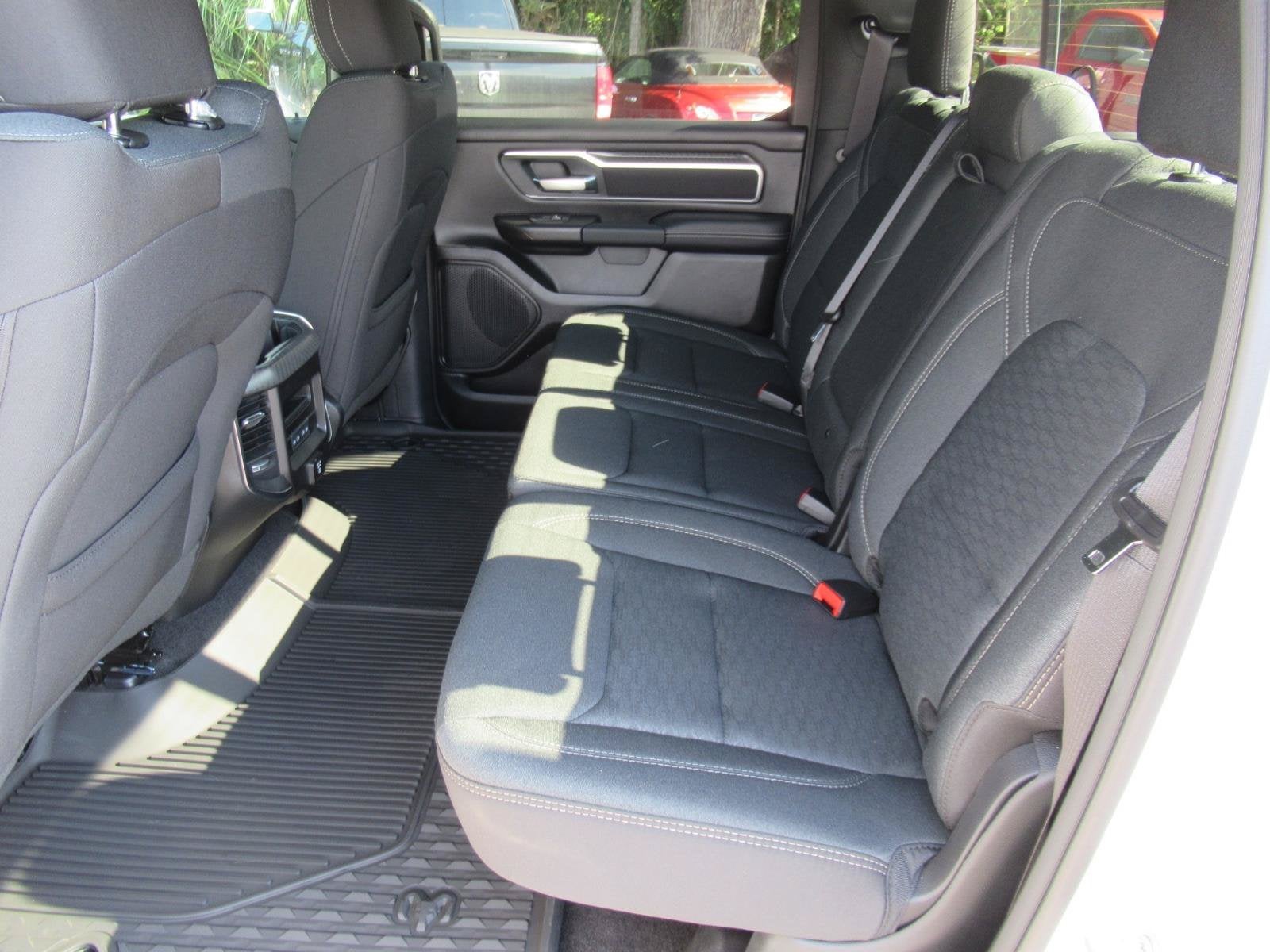 2027 RAM Ram 1500 RAM 1500 BIG HORN CREW CAB 4X4 5'7' BOX