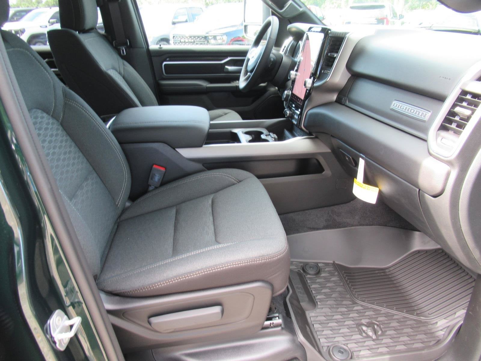 2027 RAM 1500 RAM 1500 BIG HORN CREW CAB 4X4 5'7' BOX