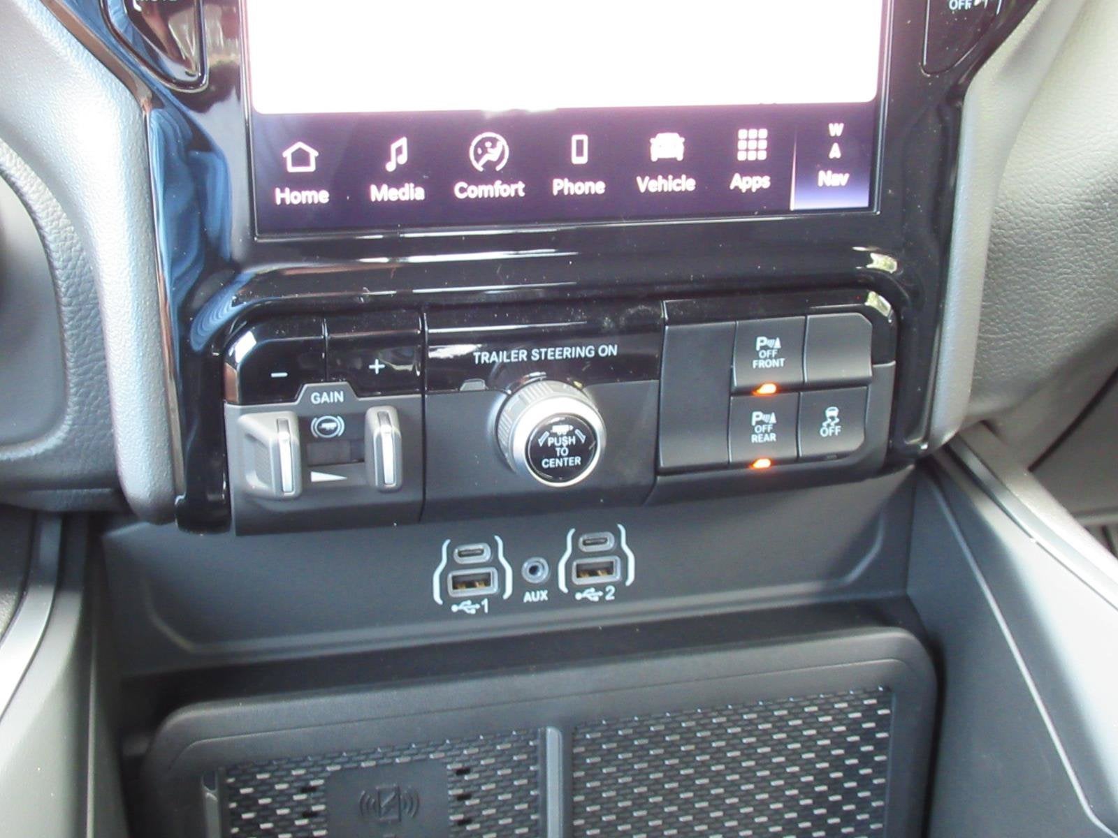 2027 RAM 1500 RAM 1500 BIG HORN CREW CAB 4X4 5'7' BOX