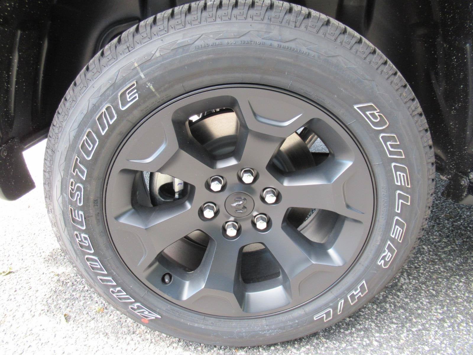 2027 RAM 1500 RAM 1500 BIG HORN CREW CAB 4X4 5'7' BOX