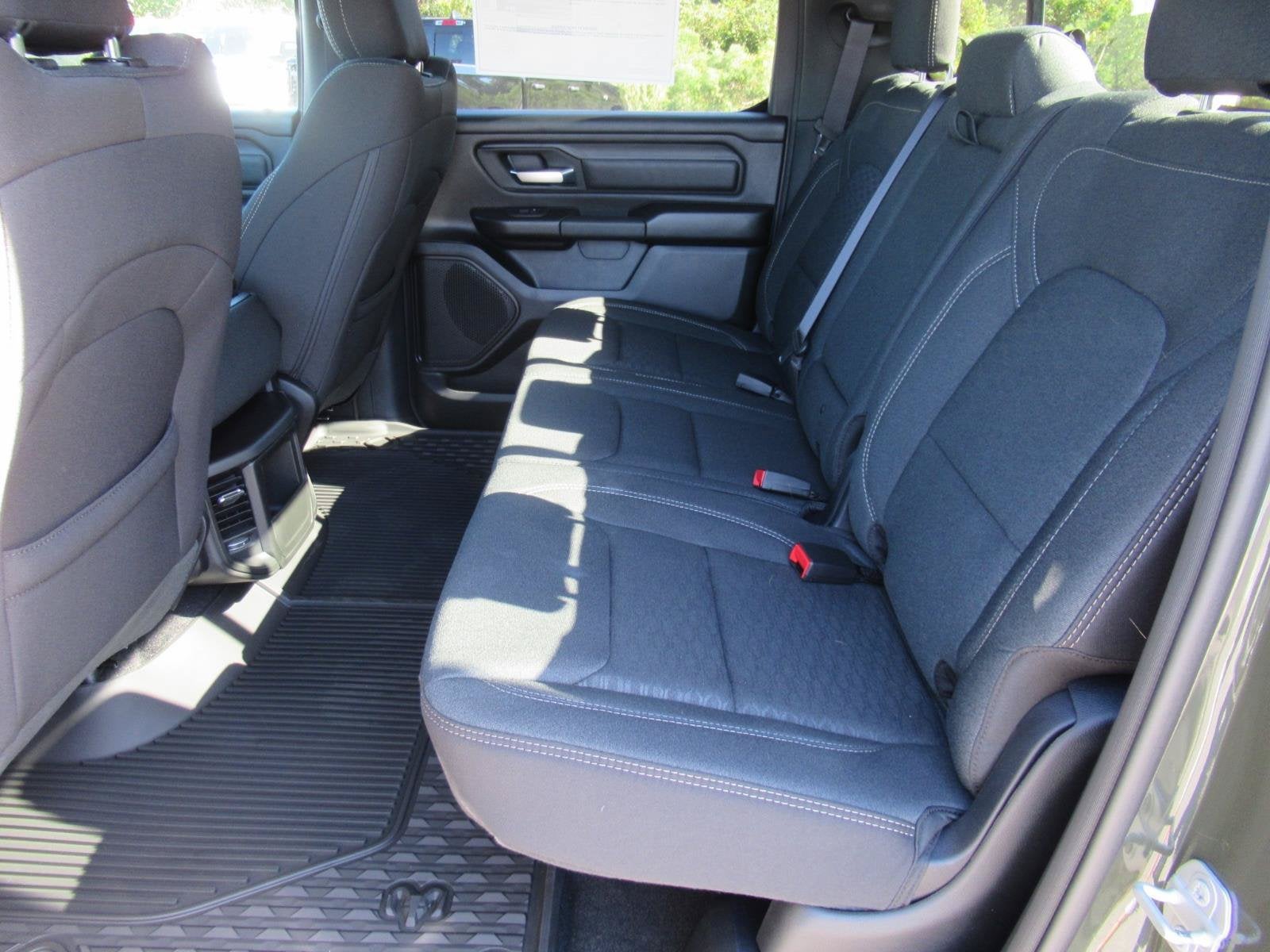 2027 RAM 1500 RAM 1500 WARLOCK CREW CAB 4X4 5'7' BOX