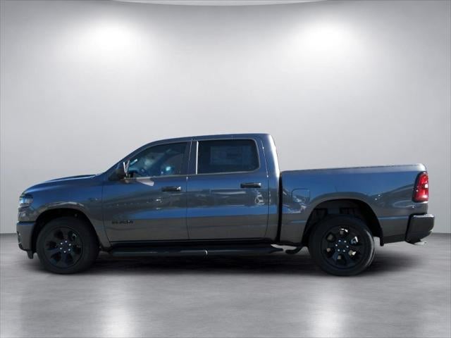 2027 RAM Ram 1500 RAM 1500 EXPRESS CREW CAB 4X4 5'7' BOX