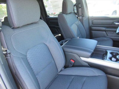 2027 RAM Ram 1500 RAM 1500 EXPRESS CREW CAB 4X4 5'7' BOX