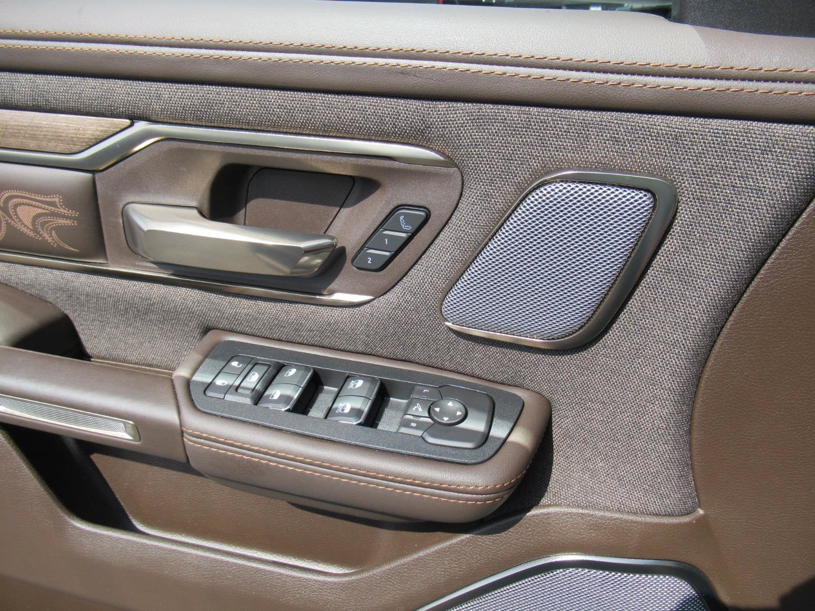 2026 RAM 1500 RAM 1500 LIMITED LONGHORN CREW CAB 4X4 5'7' BOX
