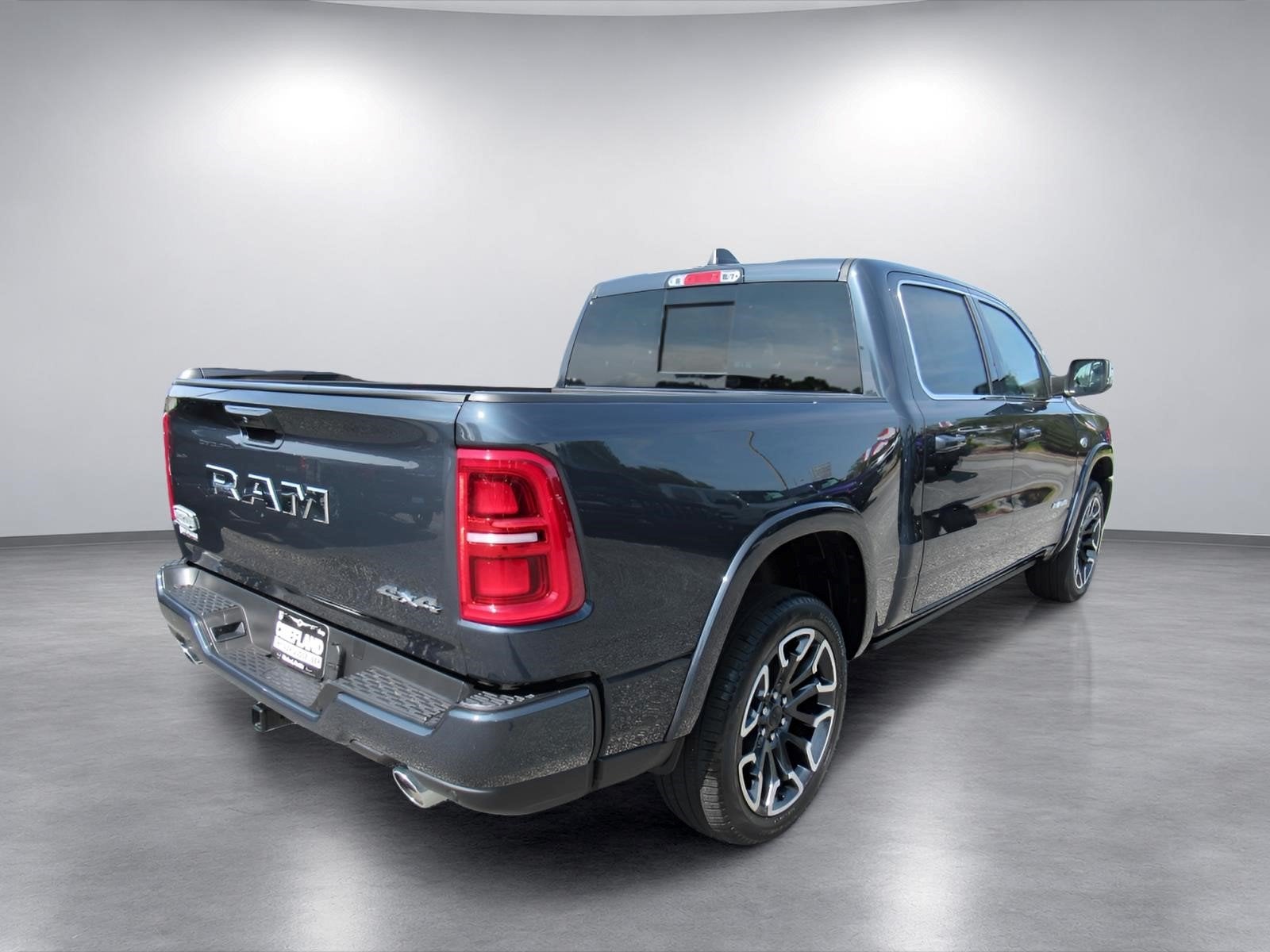 2026 RAM 1500 RAM 1500 LIMITED LONGHORN CREW CAB 4X4 5'7' BOX