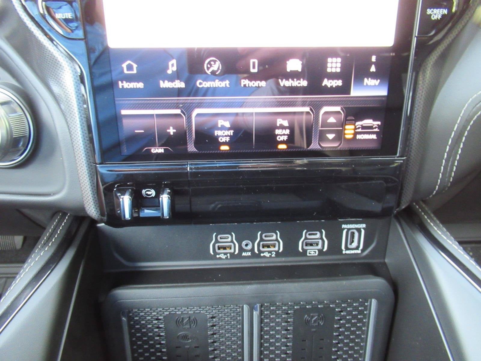 2027 RAM Ram 1500 RAM 1500 LIMITED CREW CAB 4X4 5'7' BOX