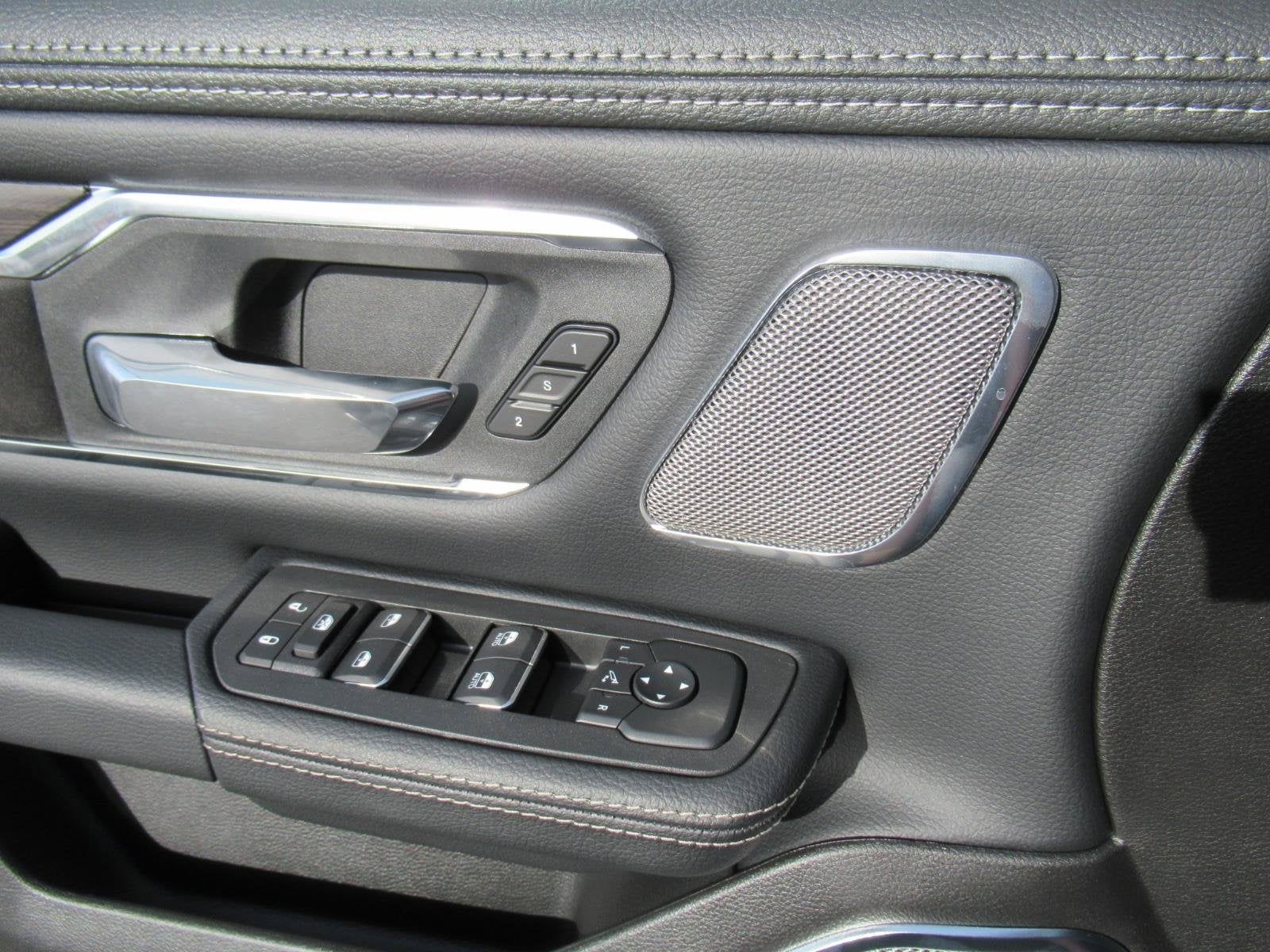 2027 RAM Ram 1500 RAM 1500 LARAMIE CREW CAB 4X4 5'7' BOX