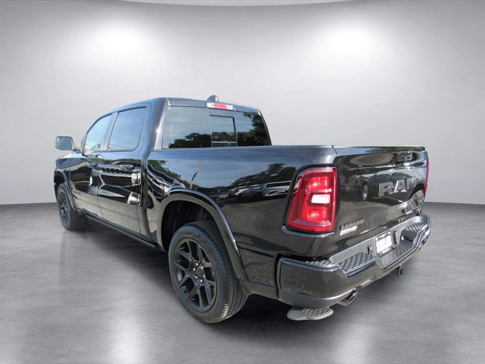2027 RAM Ram 1500 RAM 1500 LARAMIE CREW CAB 4X4 5'7' BOX
