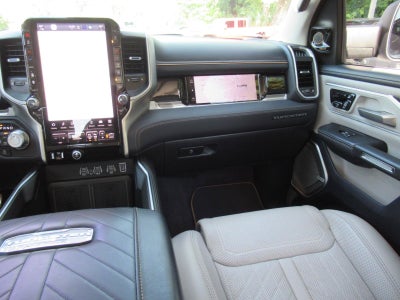 2025 RAM 1500 Tungsten Crew Cab 4x4 5'7' Box