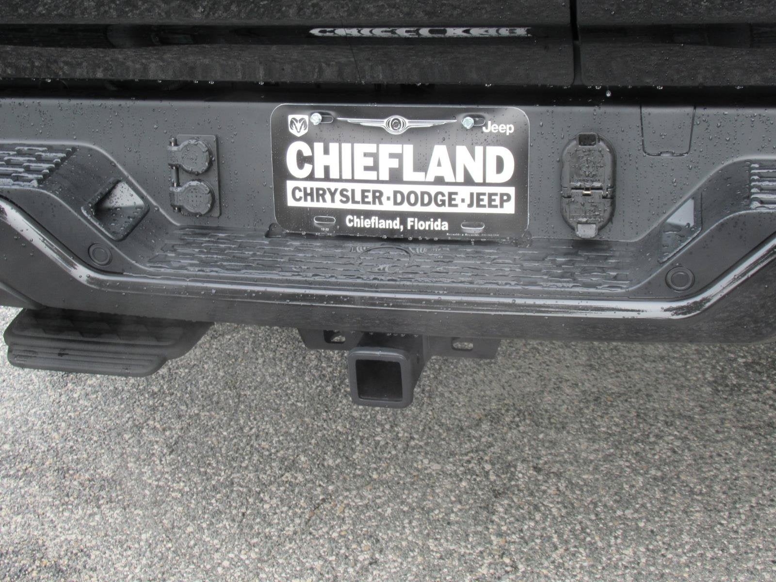 2027 RAM 1500 RAM 1500 TUNGSTEN CREW CAB 4X4 5'7' BOX