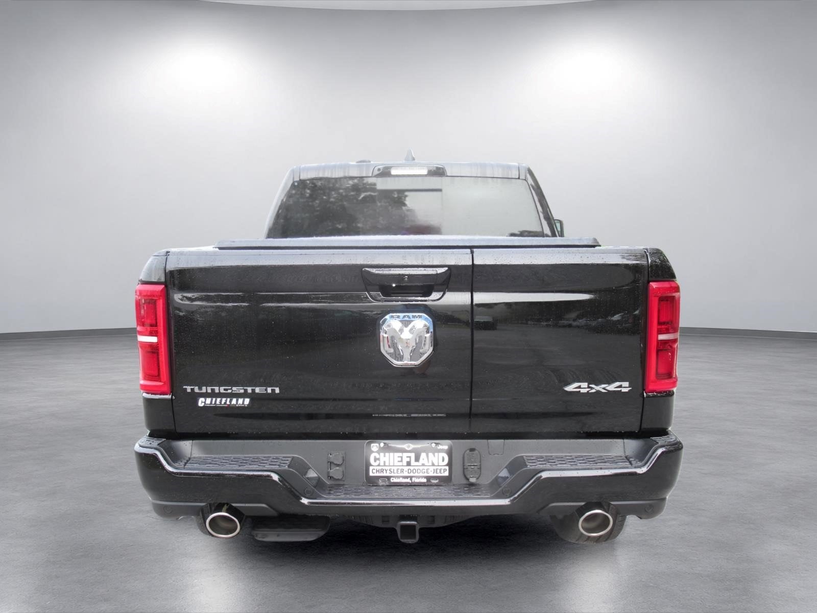 2027 RAM 1500 RAM 1500 TUNGSTEN CREW CAB 4X4 5'7' BOX