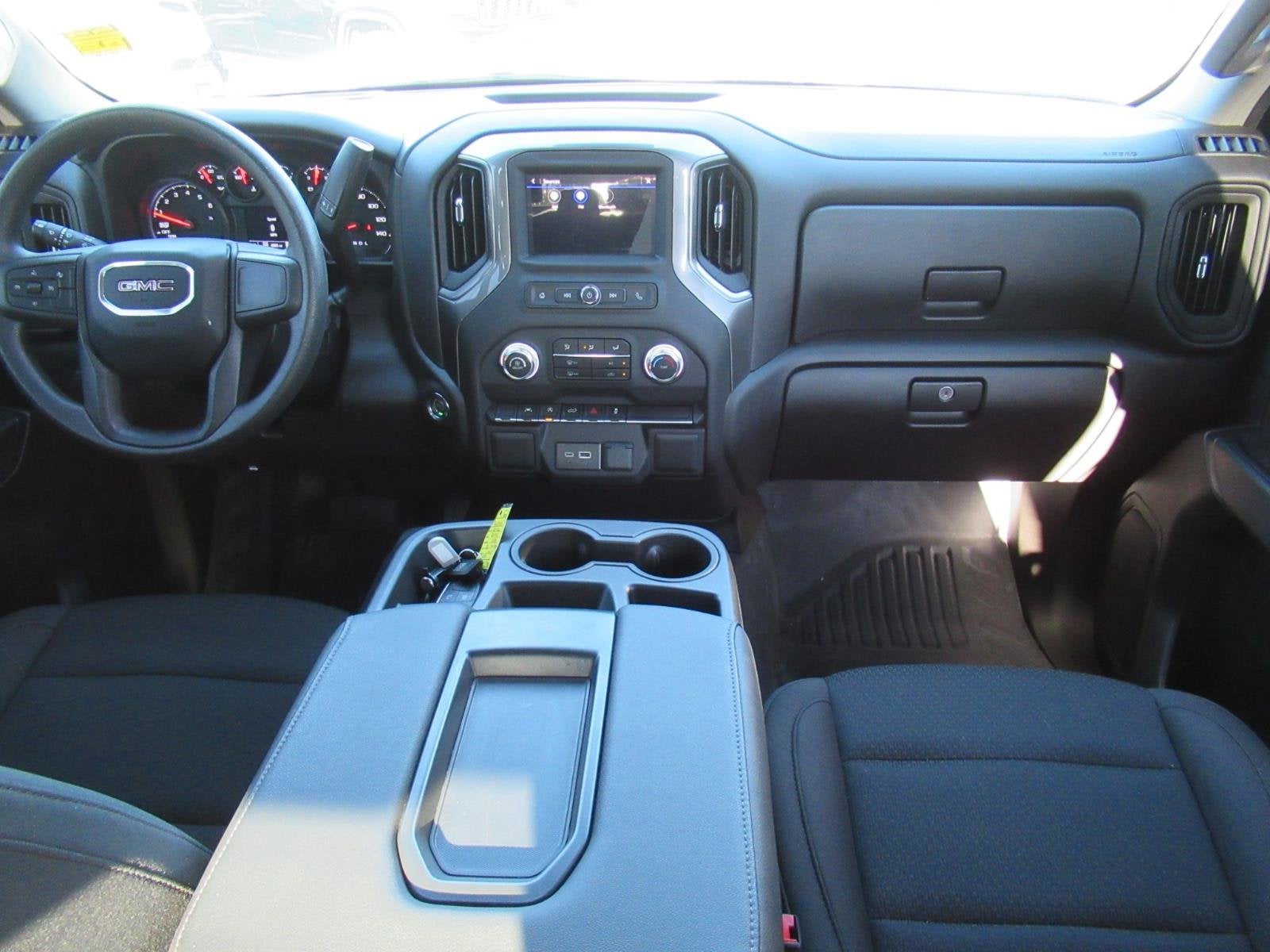 2026 GMC Sierra 1500 Crew Cab, Short Bed, Pro, 4WD