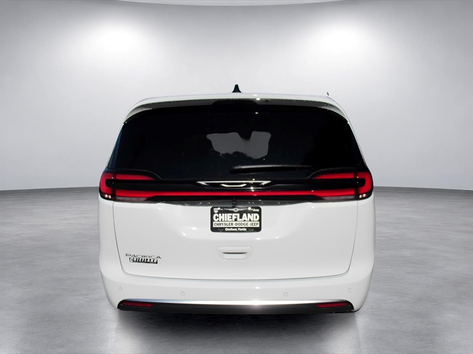 2027 Chrysler Pacifica PACIFICA SELECT