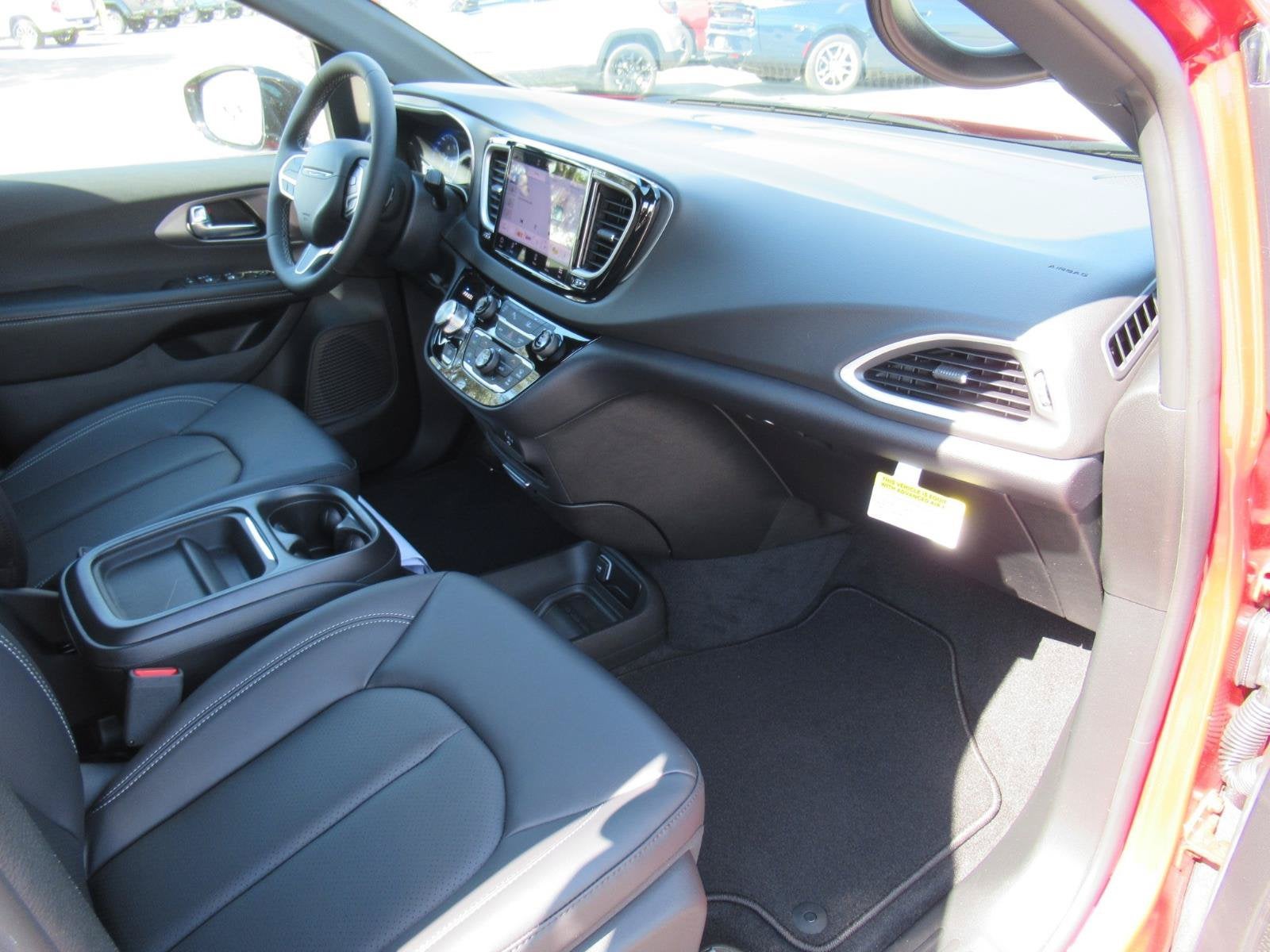 2027 Chrysler Pacifica PACIFICA LX