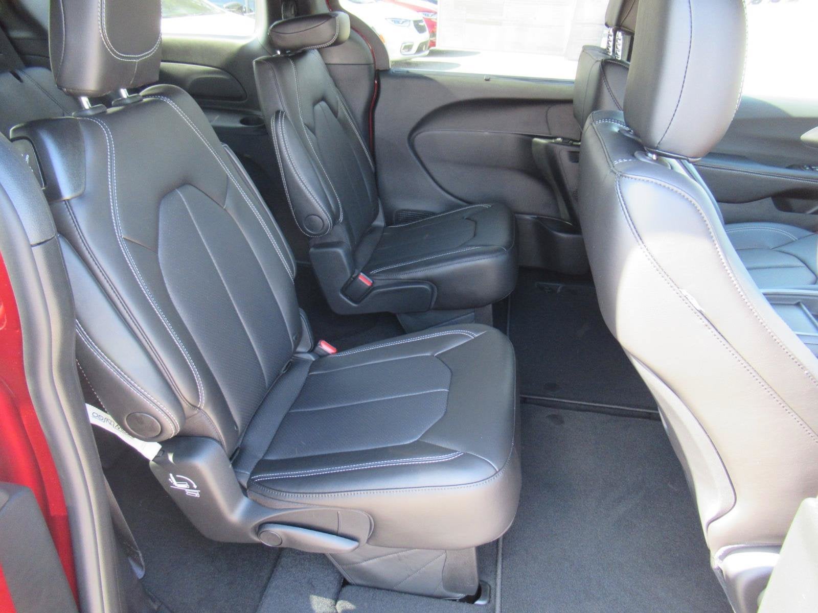 2027 Chrysler Pacifica PACIFICA LX