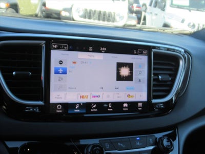 2026 Chrysler Voyager VOYAGER LX
