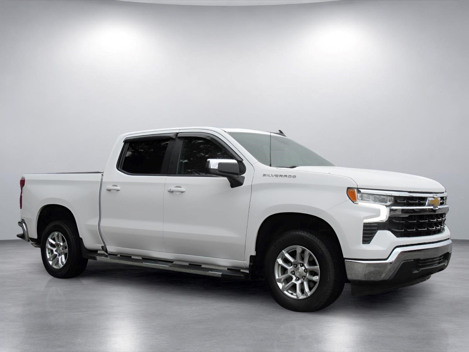 2024 Chevrolet Silverado 1500 2WD Crew Cab Short Bed LT