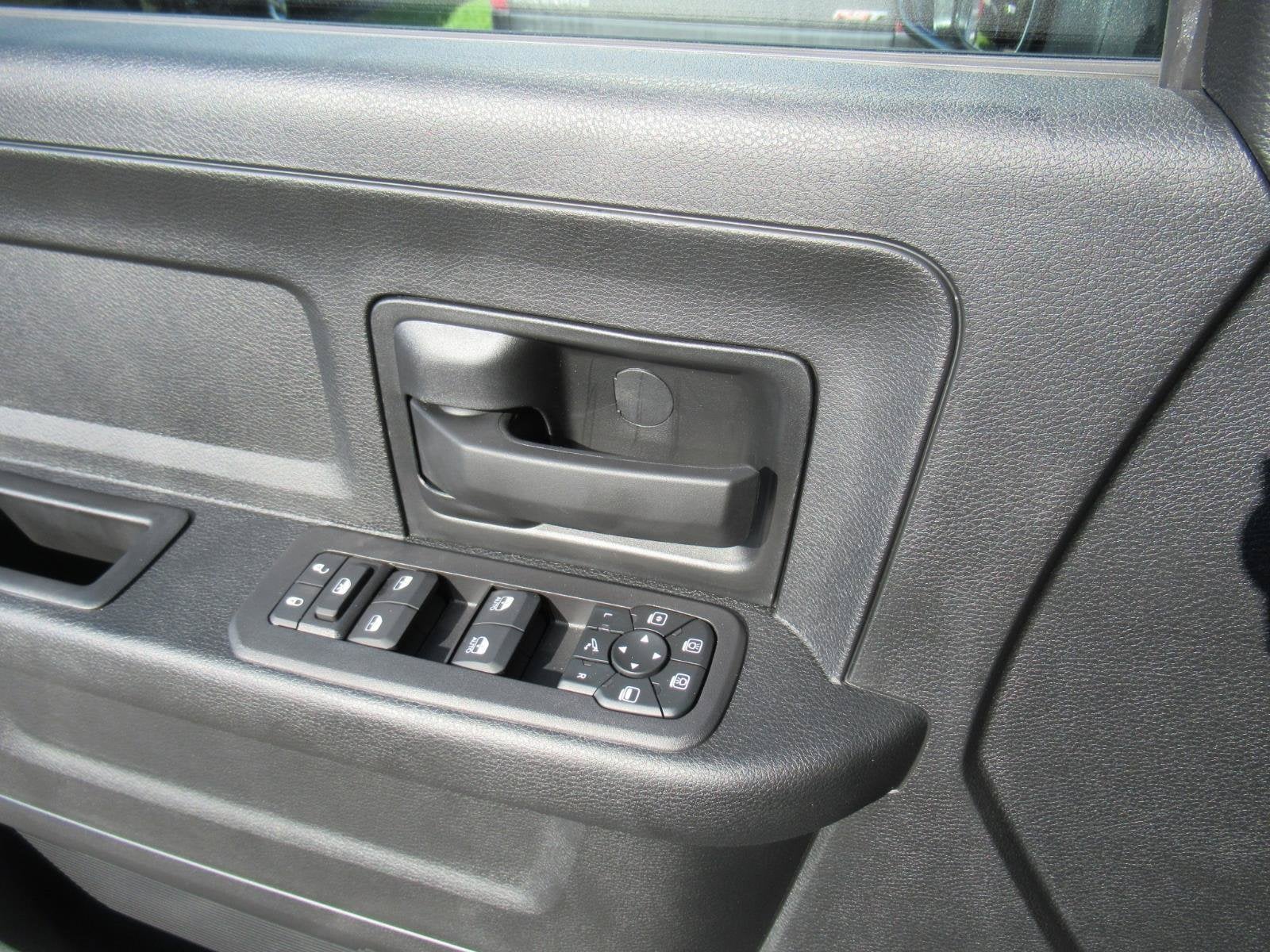2027 RAM Ram 2500 RAM 2500 WARLOCK CREW CAB 4X4 6'4' BOX