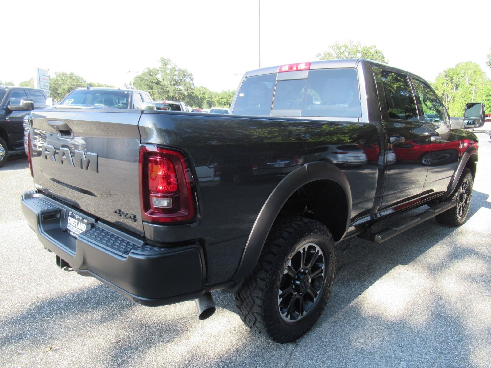 2027 RAM Ram 2500 RAM 2500 WARLOCK CREW CAB 4X4 6'4' BOX