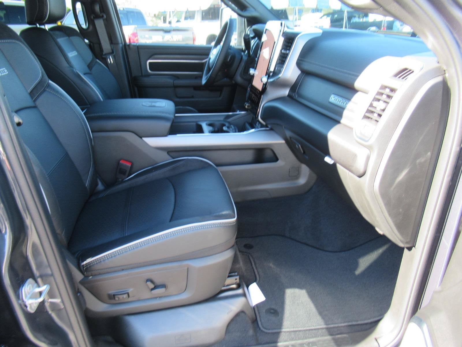 2027 RAM 2500 RAM 2500 LARAMIE CREW CAB 4X4 6'4' BOX